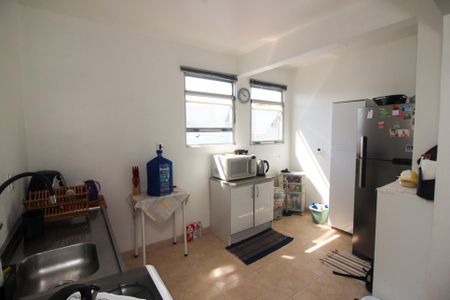 Apartamento para alugar com 69m², 2 quartos e 1 vagaCozinha e Área de Serviço