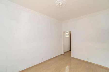 Apartamento para alugar com 66m², 2 quartos e sem vagaSala