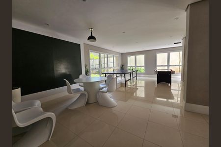 Apartamento à venda com 123m², 3 quartos e 2 vagas Apartamento à venda com 123m², 3 quartos e 2 vagasSalão de jogos