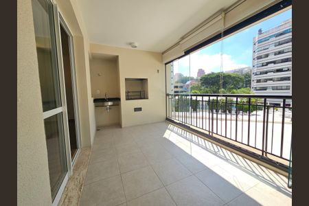 Apartamento à venda com 123m², 3 quartos e 2 vagas Apartamento à venda com 123m², 3 quartos e 2 vagasCozinha