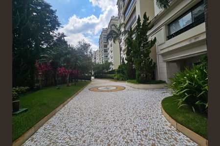 Apartamento à venda com 123m², 3 quartos e 2 vagas Apartamento à venda com 123m², 3 quartos e 2 vagasÁrea comum