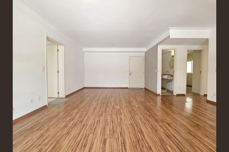 Apartamento à venda com 123m², 3 quartos e 2 vagas Apartamento à venda com 123m², 3 quartos e 2 vagasSala