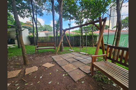 Apartamento à venda com 123m², 3 quartos e 2 vagas Apartamento à venda com 123m², 3 quartos e 2 vagasÁrea comum - Playground