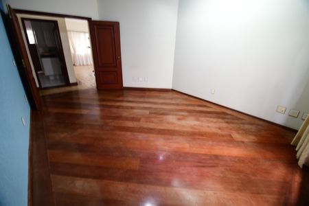 Casa para alugar com 488m², 4 quartos e 4 vagasSala 2