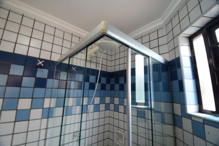 Casa para alugar com 488m², 4 quartos e 4 vagasBanheiro Piscina