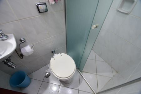 Casa para alugar com 488m², 4 quartos e 4 vagasBanheiro de serviço