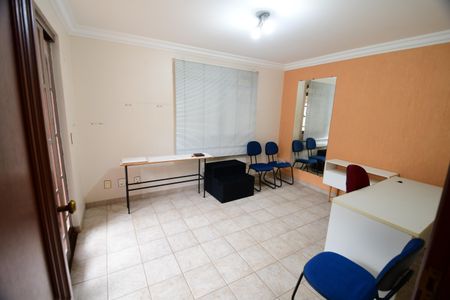 Casa para alugar com 488m², 4 quartos e 4 vagasSala 1 - Edícula