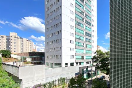 Apartamento à venda com 165m², 4 quartos e 3 vagas Apartamento à venda com 165m², 4 quartos e 3 vagasVista da Suite 1