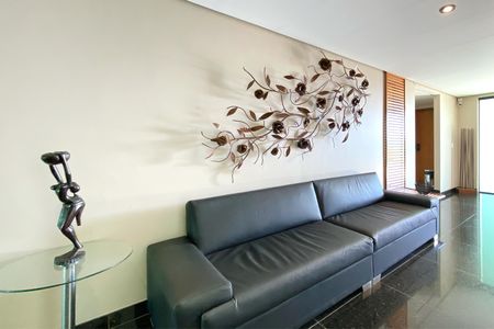 Apartamento à venda com 165m², 4 quartos e 3 vagas Apartamento à venda com 165m², 4 quartos e 3 vagasÁrea comum