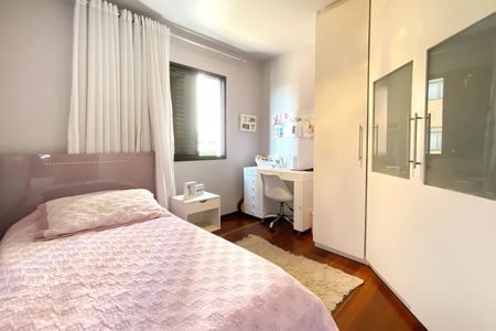 Apartamento à venda com 165m², 4 quartos e 3 vagas Apartamento à venda com 165m², 4 quartos e 3 vagasQuarto 3