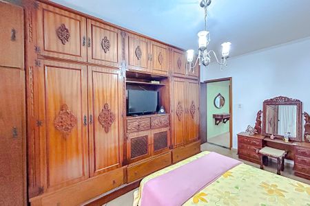 Casa à venda com 160m², 4 quartos e 2 vagasSuíte 2