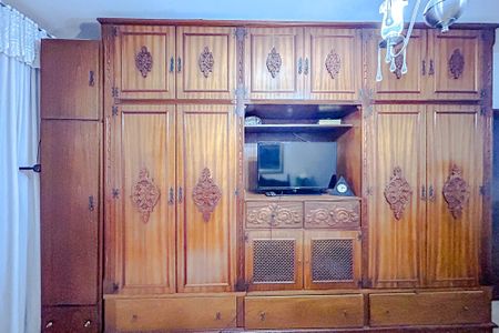 Casa à venda com 160m², 4 quartos e 2 vagasSuíte 2