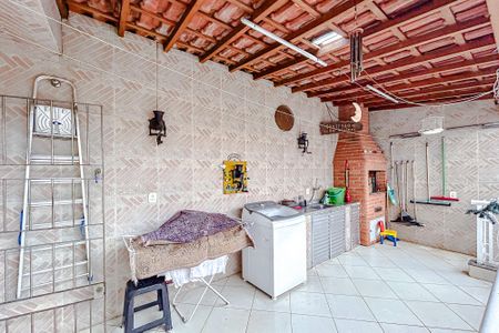 Casa à venda com 160m², 4 quartos e 2 vagasÁrea gourmet
