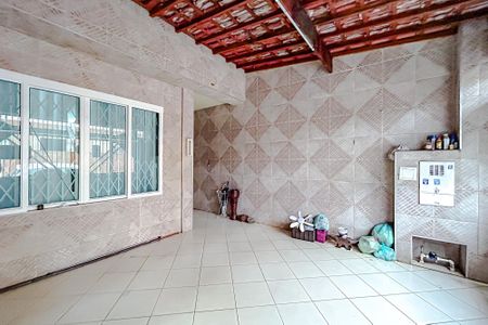 Casa à venda com 160m², 4 quartos e 2 vagasGaragem