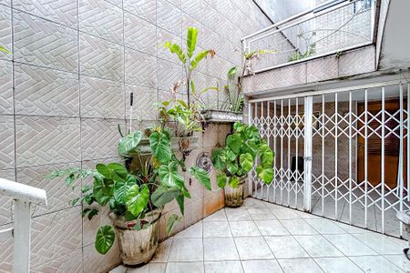 Casa à venda com 160m², 4 quartos e 2 vagasÁrea externa