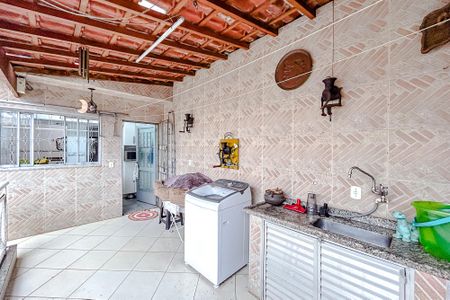 Casa à venda com 160m², 4 quartos e 2 vagasÁrea gourmet