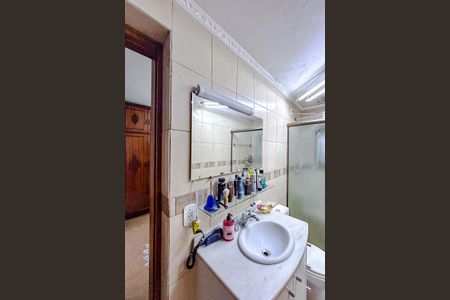 Casa à venda com 160m², 4 quartos e 2 vagasBanheiro da Suíte 2