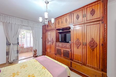 Casa à venda com 160m², 4 quartos e 2 vagasSuíte 2
