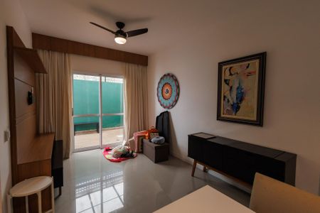 Sala de apartamento para alugar com 2 quartos, 100m² em Parque Sao Jorge, Taubaté