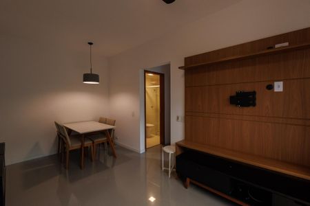 Sala de apartamento para alugar com 2 quartos, 100m² em Parque Sao Jorge, Taubaté