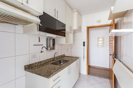 Apartamento à venda com 66m², 3 quartos e 2 vagas Apartamento à venda com 66m², 3 quartos e 2 vagasCozinha