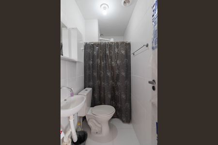 Apartamento para alugar com 31m², 2 quartos e sem vaga Apartamento para alugar com 31m², 2 quartos e sem vagaBanheiro