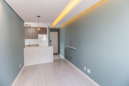 Sala  de apartamento para alugar com 2 quartos, 45m² em Jardim Sao Luiz, Barueri