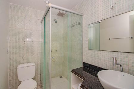 Casa de condomínio à venda com 109m², 4 quartos e 1 vaga Casa de condomínio à venda com 109m², 4 quartos e 1 vagaBanheiro