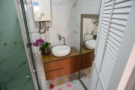 Apartamento para alugar com 66m², 2 quartos e 1 vagaBanheiro Social 1