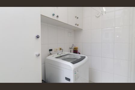 Casa de condomínio para alugar com 432m², 3 quartos e 3 vagas Casa de condomínio para alugar com 432m², 3 quartos e 3 vagasÁrea de Serviço