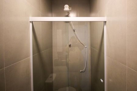 Studio - Banheiro de kitnet/studio para alugar com 1 quarto, 17m² em Santo Amaro, São Paulo