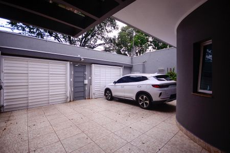 Casa à venda com 320m², 4 quartos e 4 vagasGaragem 
