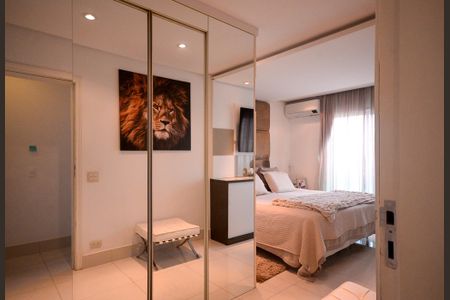 Casa à venda com 320m², 4 quartos e 4 vagasClosset - Quarto 4 