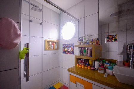 Casa à venda com 320m², 4 quartos e 4 vagasBanheiro do Quarto 3 