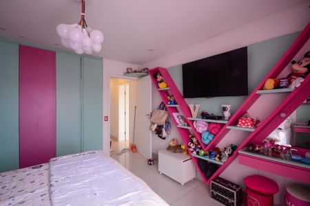 Casa à venda com 320m², 4 quartos e 4 vagasQuarto 3 - Suite 