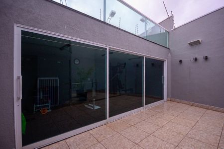 Casa à venda com 320m², 4 quartos e 4 vagasQuintal 