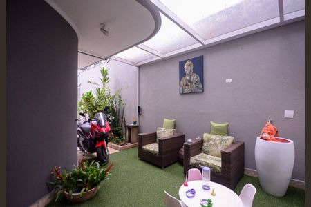 Casa à venda com 320m², 4 quartos e 4 vagasHall de entrada 