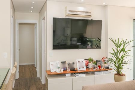 Sala de apartamento à venda com 2 quartos, 55m² em Vila Anastácio, São Paulo