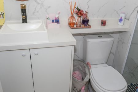 Apartamento à venda com 55m², 2 quartos e 1 vagaBanheiro Social