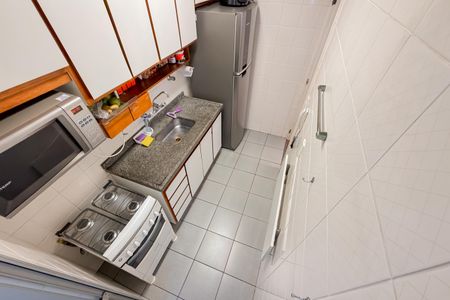 Apartamento à venda com 60m², 2 quartos e 1 vagaCozinha