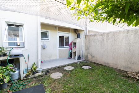 Casa de condomínio à venda com 49m², 2 quartos e 1 vagaQuintal