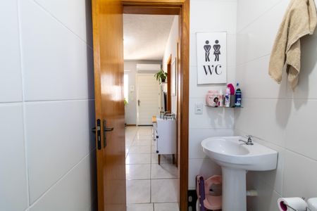 Casa de condomínio à venda com 49m², 2 quartos e 1 vagaBanheiro
