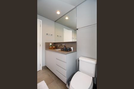 Apartamento à venda com 151m², 2 quartos e 3 vagasBanheiro da Suíte 2