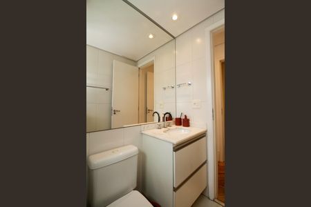 Apartamento à venda com 151m², 2 quartos e 3 vagasBanheiro da Suíte 1