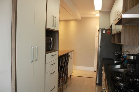 Apartamento à venda com 97m², 3 quartos e 2 vagasCozinha