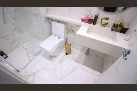 Apartamento à venda com 78m², 2 quartos e 1 vagaBanheiro 