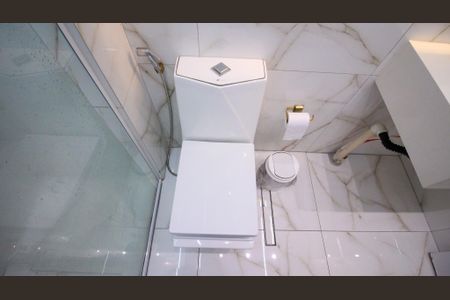 Apartamento à venda com 78m², 2 quartos e 1 vagaBanheiro da Suíte