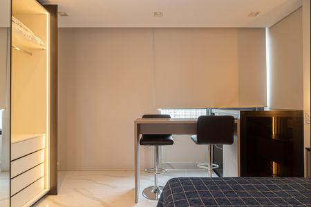 Quarto de kitnet/studio para alugar com 1 quarto, 25m² em Consolação, São Paulo