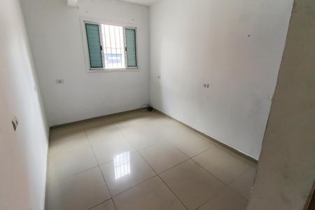 Quarto 1 de casa para alugar com 2 quartos, 65m² em Jardim Leonidas Moreira, São Paulo