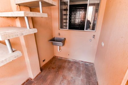 Casa para alugar com 65m², 2 quartos e sem vagaDetalhe da area de serviço